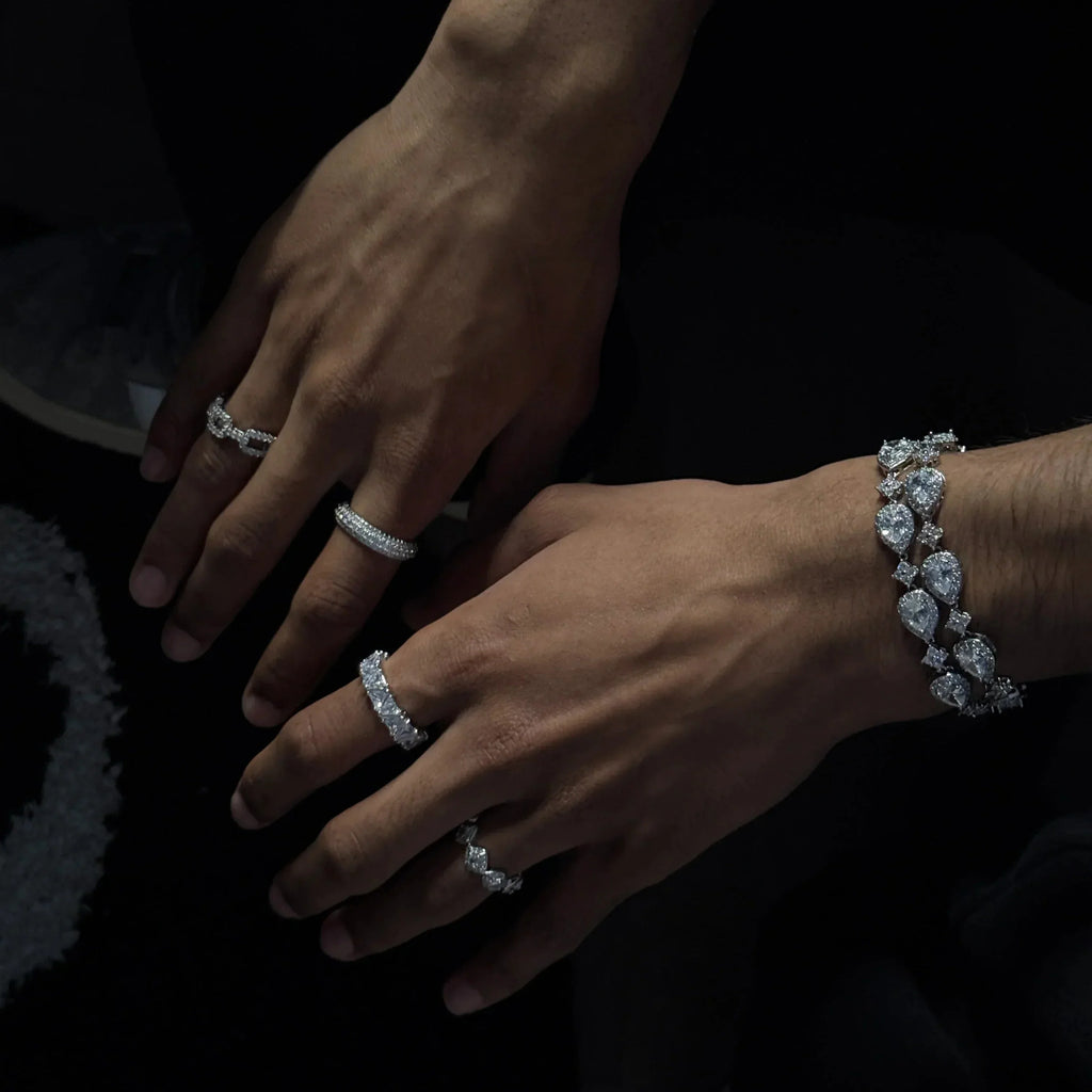 Crown Ring - White